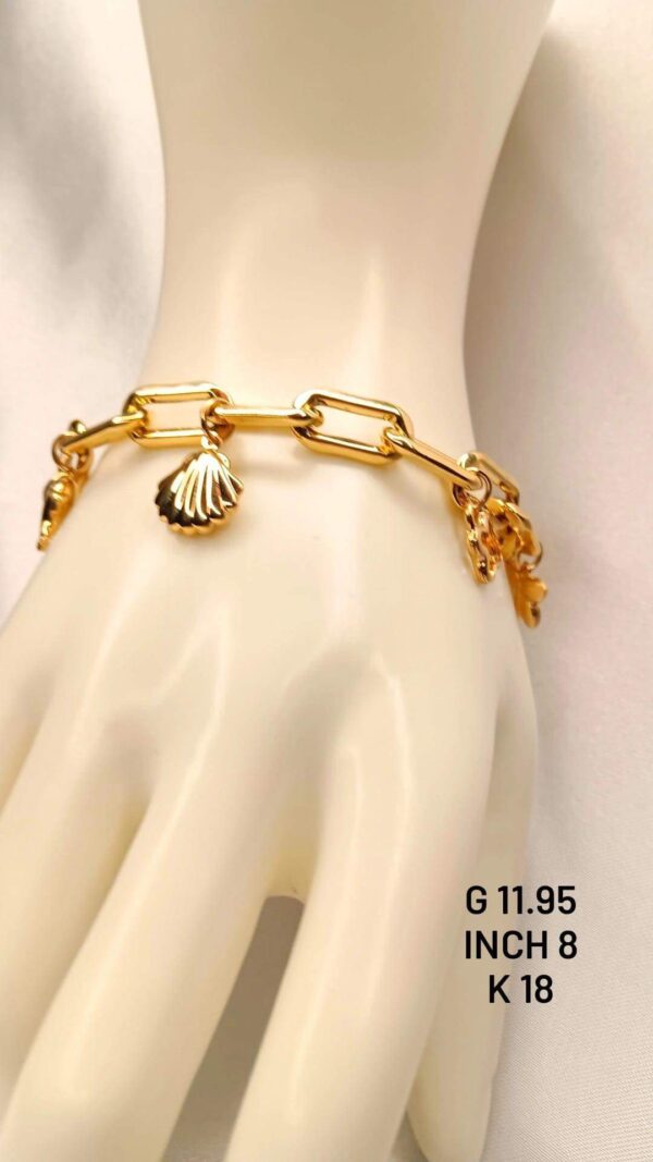 11,95g _18k_bracelet_with_charm_8 inch