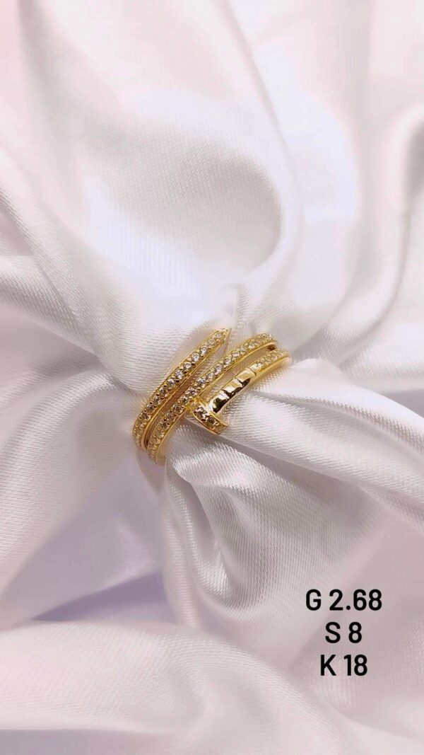 2.68g _18k_Cartier_ring_size_8