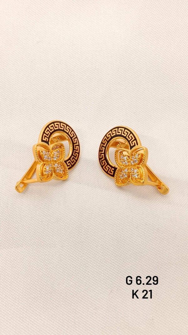 21k_earring_6.29g_van_cleef_flower