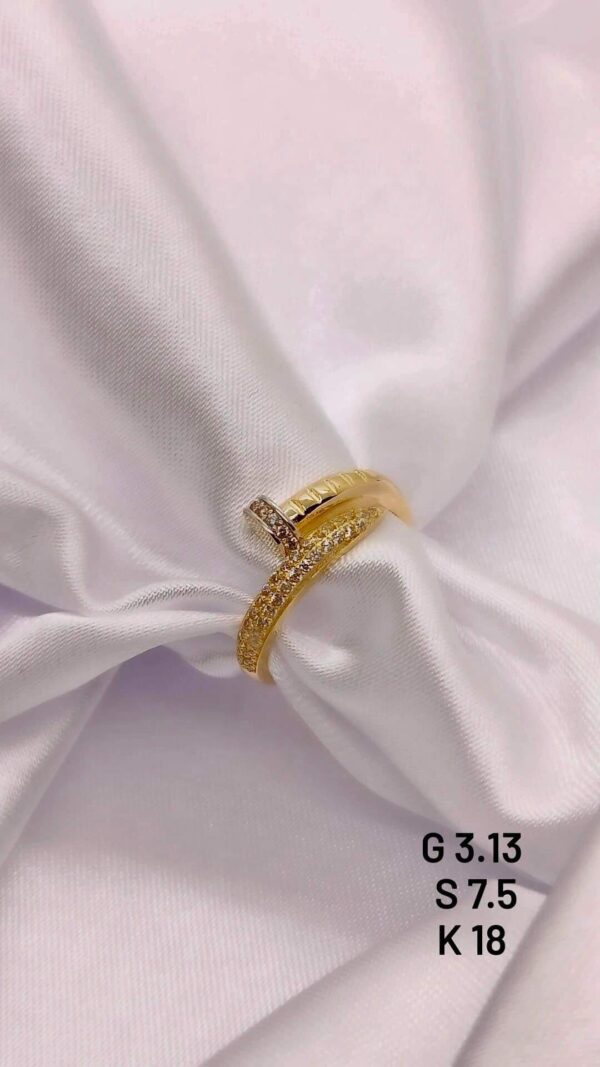 3.13g _18k_ring_Cartier_Size_7.5