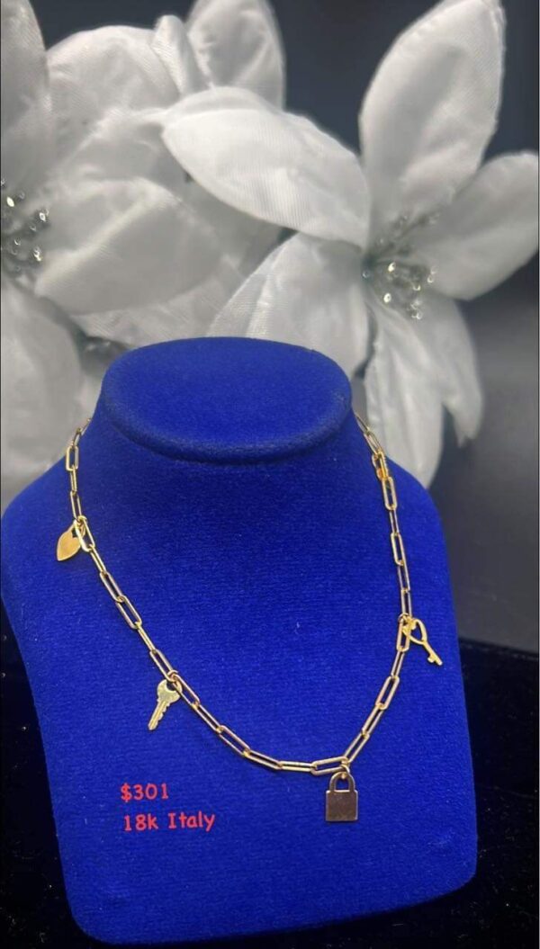 301_ 18k_necklace