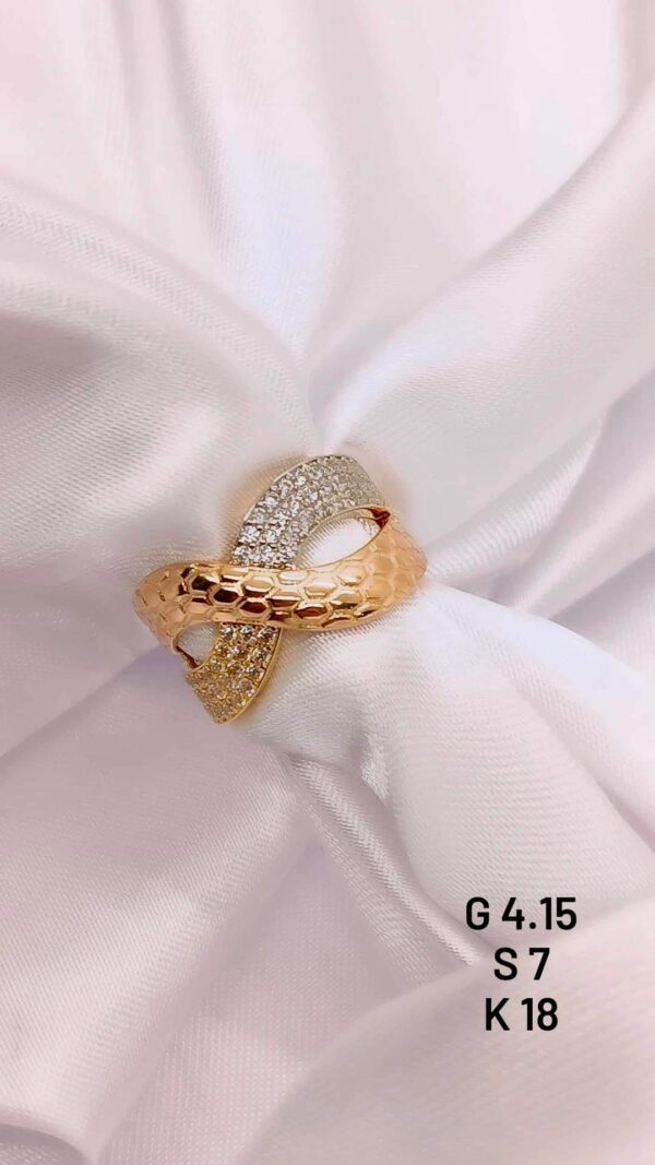 4.15g _18k_ring _size_7