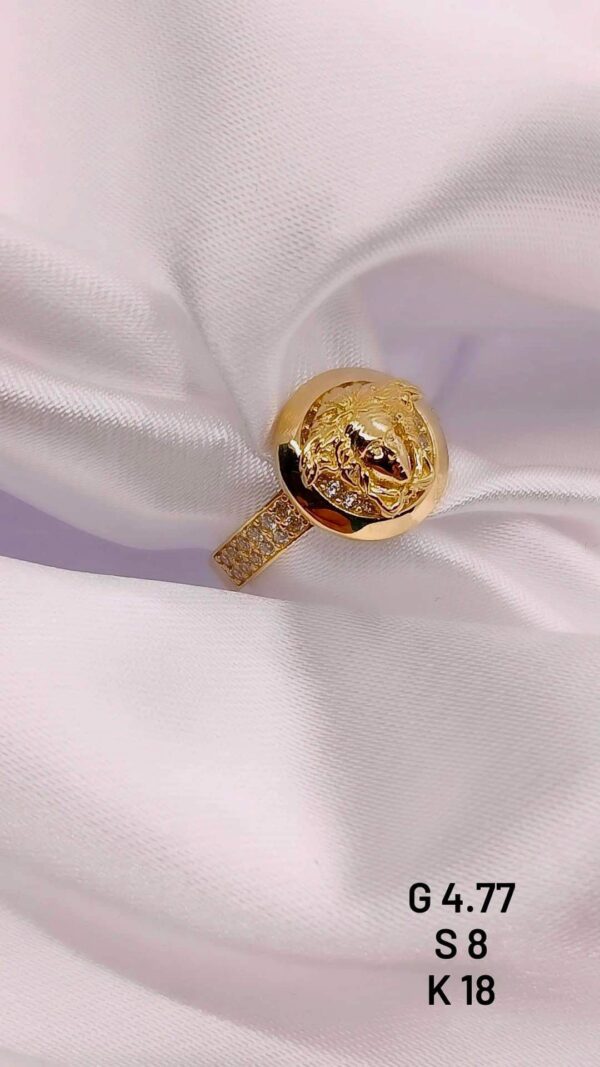 4.77g _18k_ring_Versace_size_8