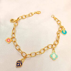 6.14g _21k_bracelet_with_charm_7.5inch