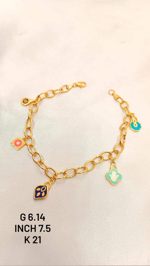 6.14g _21k_bracelet_with_charm_7.5inch